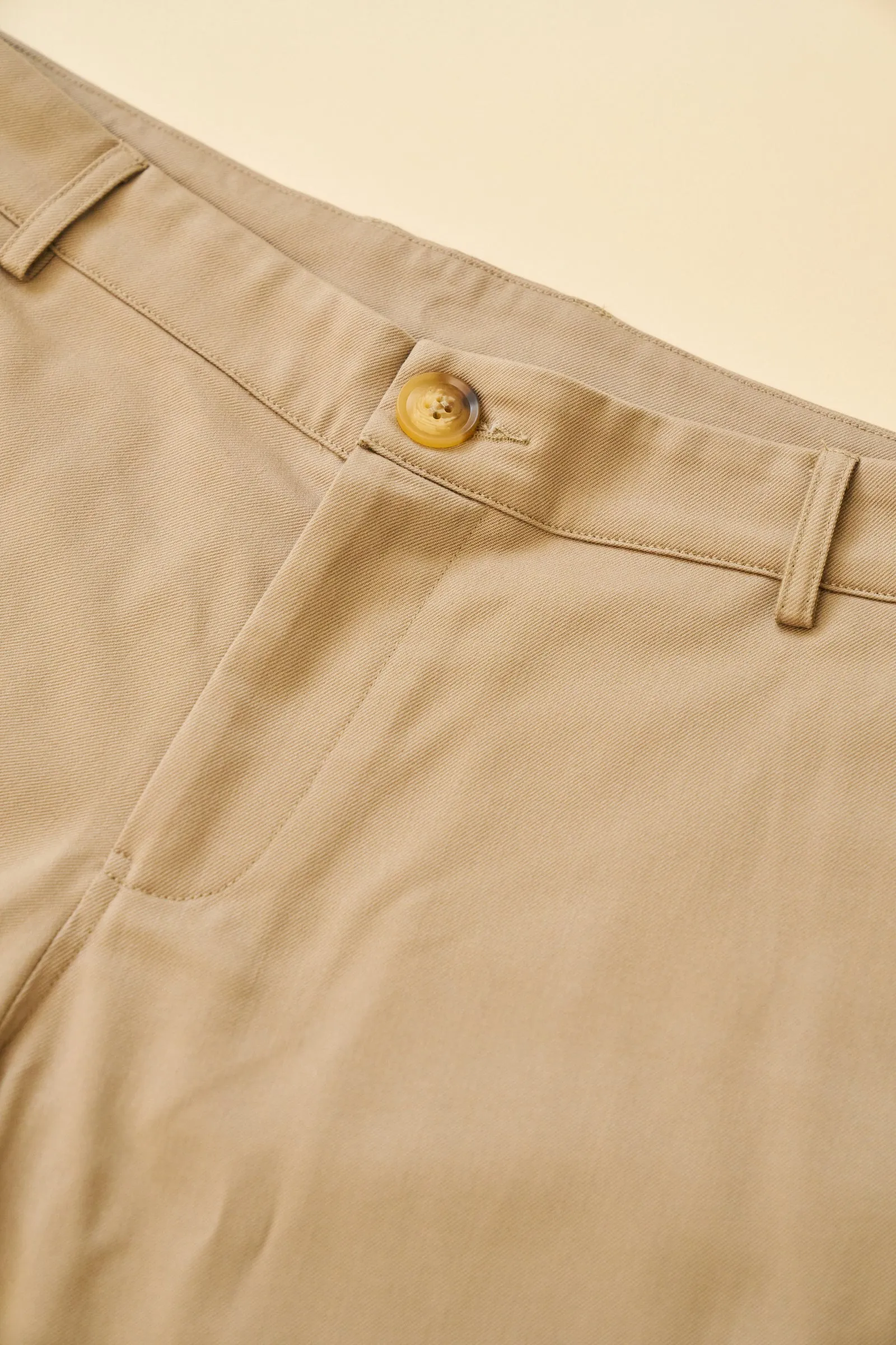 TAILORED SMART SHORTS - BEIGE